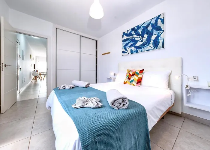 Sun Glow Senator-pool View *