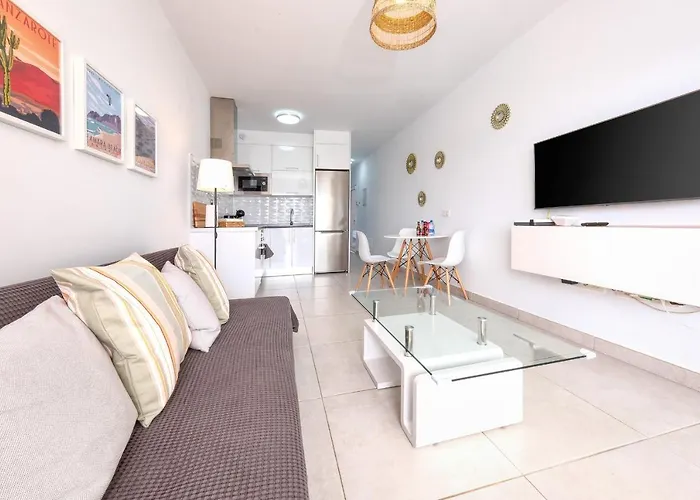 別荘 Sun Glow Senator-pool View